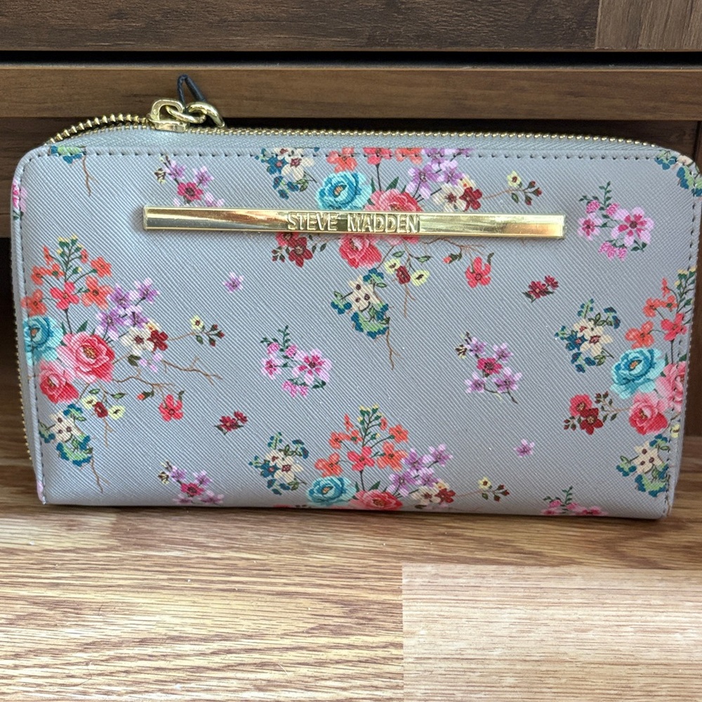 Steve Madden Floral Wallet - Gray and Multicolor